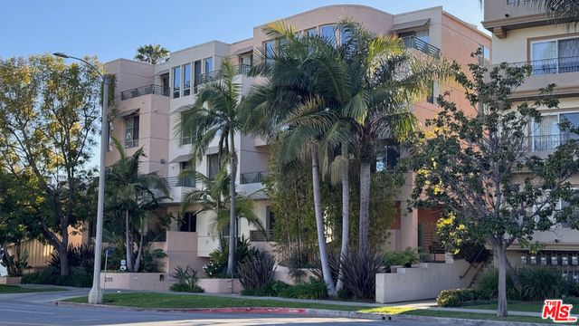 2111 S Beverly Glen Boulevard PH2, Los Angeles, CA 90025