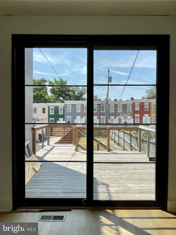 1319 W LOMBARD ST, Baltimore, MD 21223