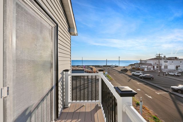 44 Washington Parkway, Stratford, CT 06615