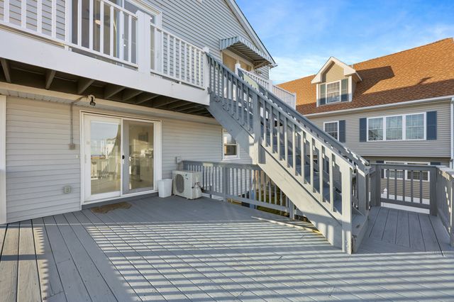 44 Washington Parkway, Stratford, CT 06615