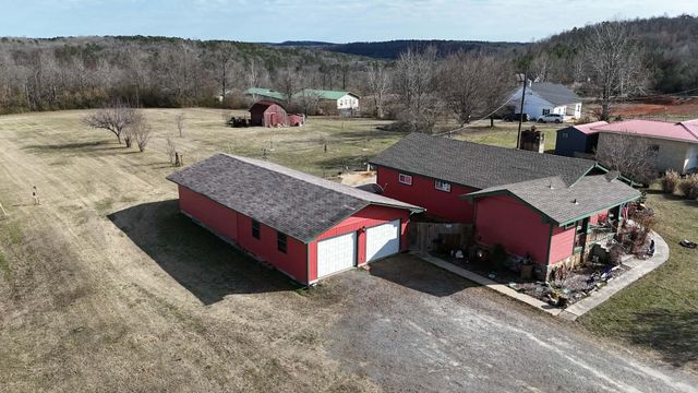 871 S Highway 65, Clinton, AR 72031