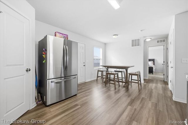 2222 Champion Drive, Burton, MI 48519