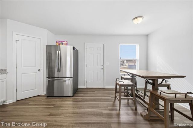 2222 Champion Drive, Burton, MI 48519