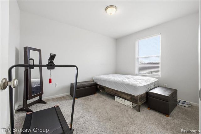 2222 Champion Drive, Burton, MI 48519