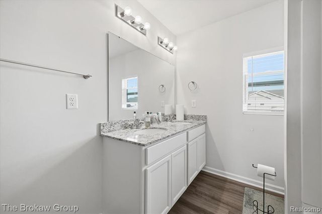 2222 Champion Drive, Burton, MI 48519