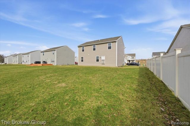 2222 Champion Drive, Burton, MI 48519