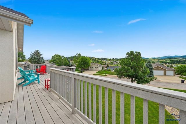 1904 Cowboy Lane, Spearfish, SD 57783
