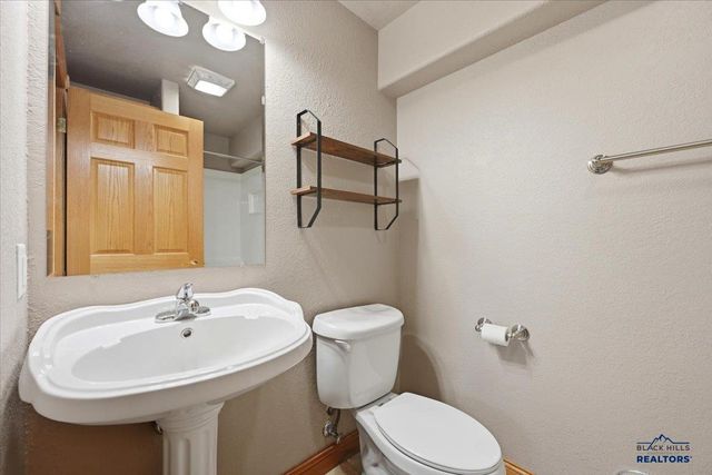 1904 Cowboy Lane, Spearfish, SD 57783