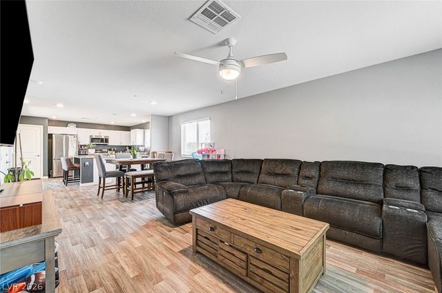 5617 Craftsman Avenue, Las Vegas, NV 89122