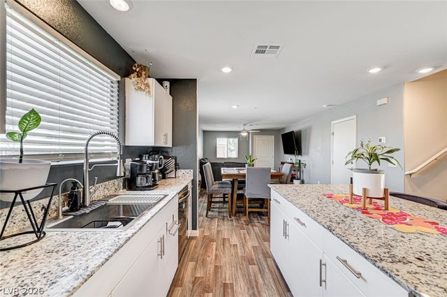 5617 Craftsman Avenue, Las Vegas, NV 89122