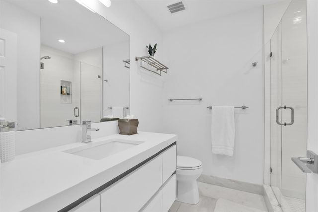 1035 Boca Cove Lane, Highland Beach, FL 33487