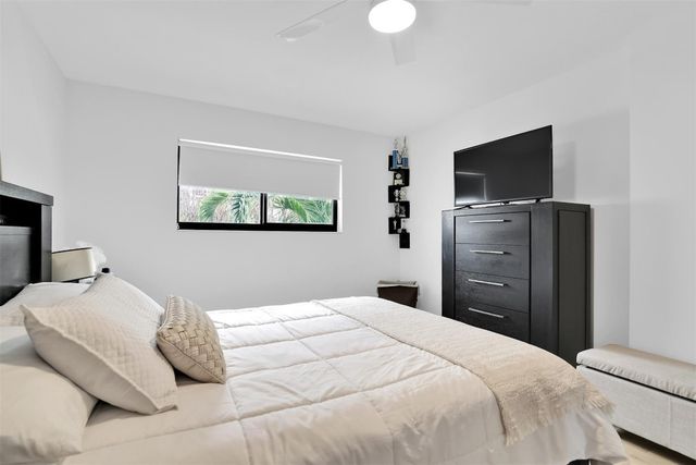 1035 Boca Cove Lane, Highland Beach, FL 33487