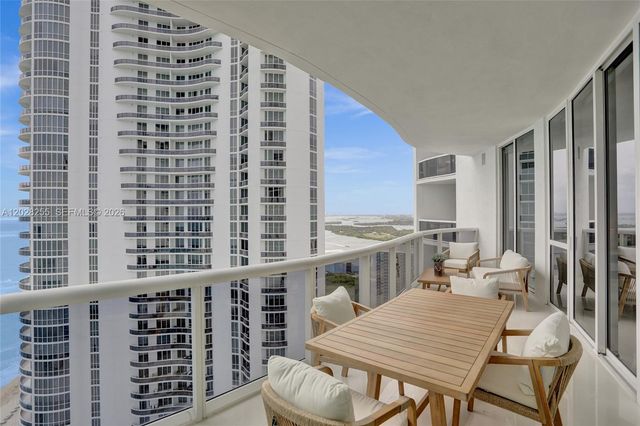 15901 Collins Avenue 2807, Sunny Isles Beach, FL 33160