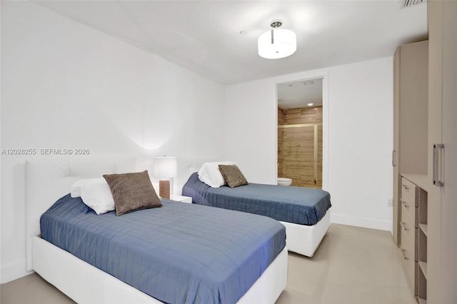 15901 Collins Avenue 2807, Sunny Isles Beach, FL 33160