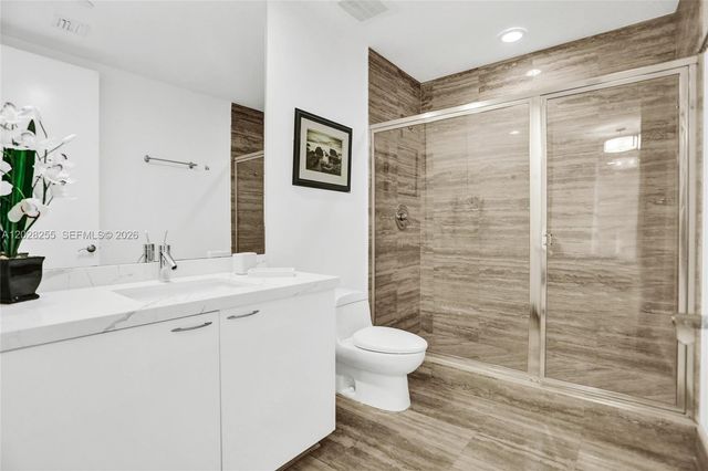 15901 Collins Avenue 2807, Sunny Isles Beach, FL 33160