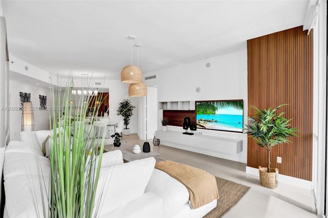 15901 Collins Avenue 2807, Sunny Isles Beach, FL 33160