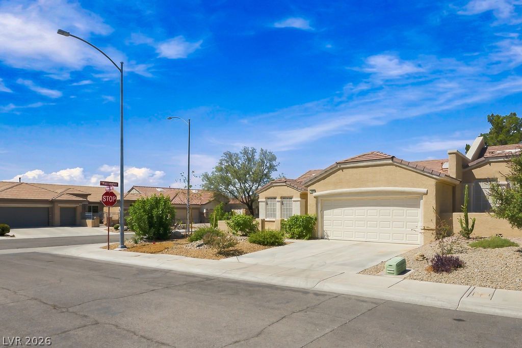 2652 Harrisburg Avenue, Henderson, NV 89052 — photo 2