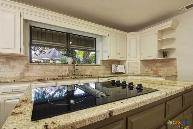 3606 Whispering Oaks, Temple, TX 76504