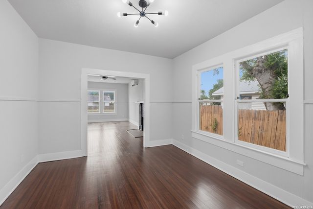 329 HOT WELLS BLVD, San Antonio, TX 78223