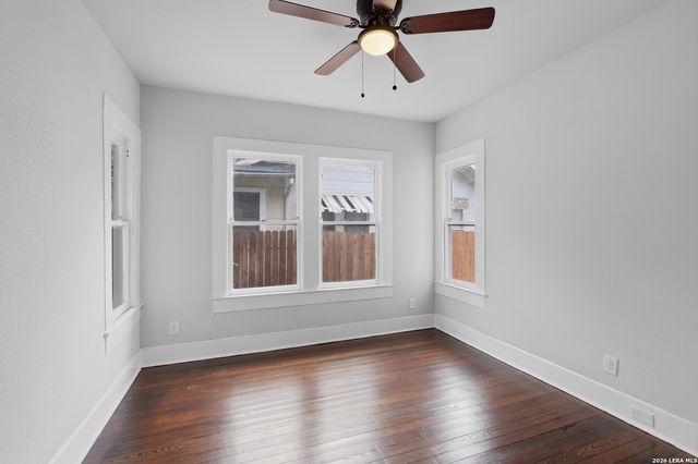 329 HOT WELLS BLVD, San Antonio, TX 78223