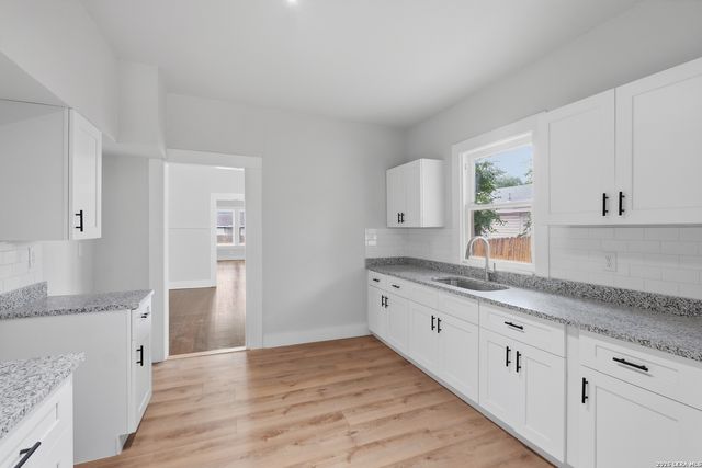 329 HOT WELLS BLVD, San Antonio, TX 78223