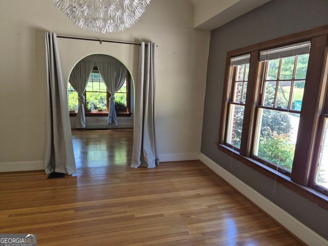 152 Mt Paran Road NE, Atlanta, GA 30327