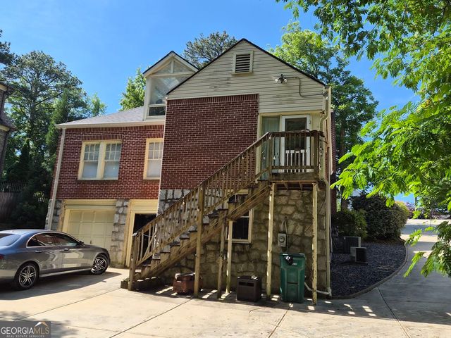 152 Mt Paran Road NE, Atlanta, GA 30327