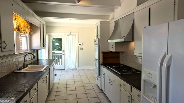 152 Mt Paran Road NE, Atlanta, GA 30327