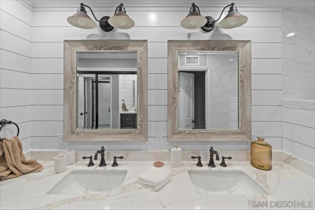 22682 S Canada Ct, Lake Forest, CA 92630