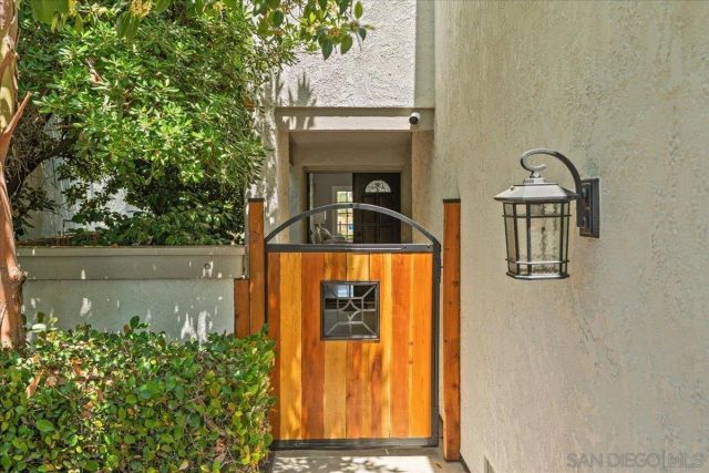 22682 S Canada Ct, Lake Forest, CA 92630