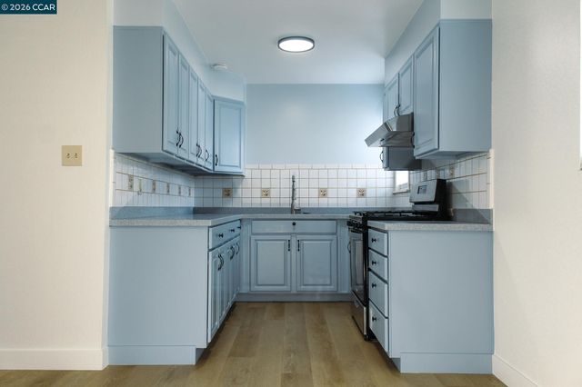 2420 Bush, Richmond, CA 94806