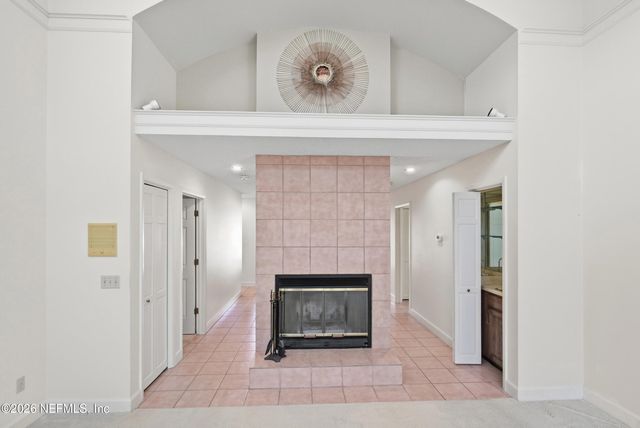 10105 COURTYARDS Place W, Jacksonville, FL 32256