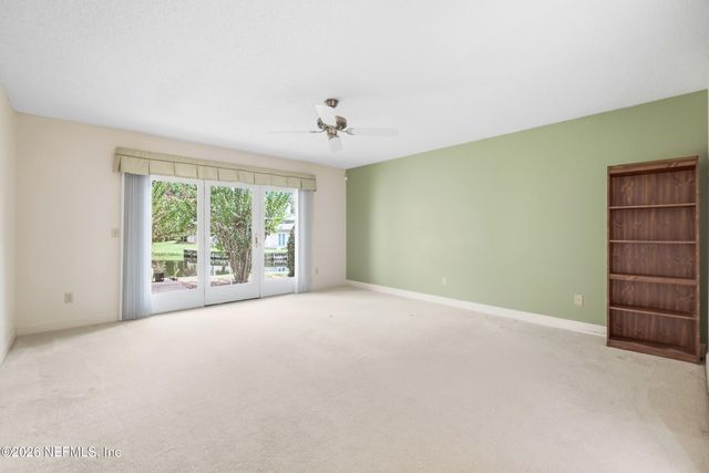 10105 COURTYARDS Place W, Jacksonville, FL 32256