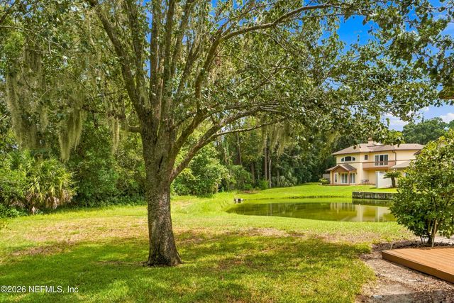 10105 COURTYARDS Place W, Jacksonville, FL 32256