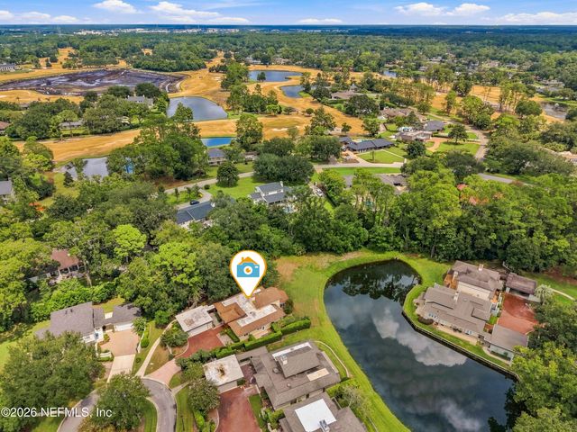 10105 COURTYARDS Place W, Jacksonville, FL 32256