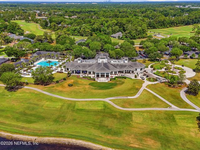 10105 COURTYARDS Place W, Jacksonville, FL 32256