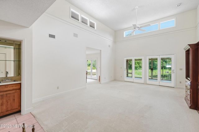 10105 COURTYARDS Place W, Jacksonville, FL 32256