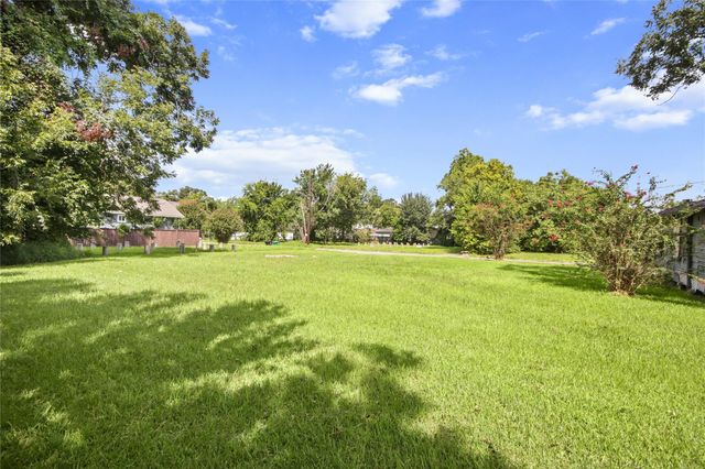 1428 E 34th Street, Houston, TX 77022