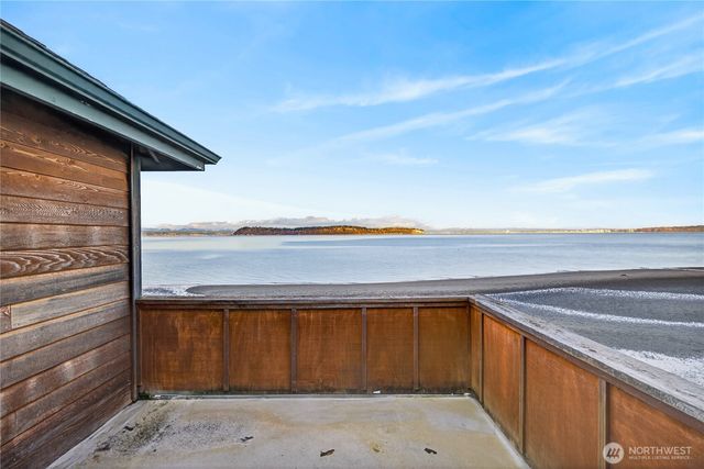 5972 Hastings Road, Clinton, WA 98236