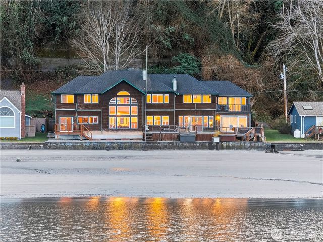 5972 Hastings Road, Clinton, WA 98236