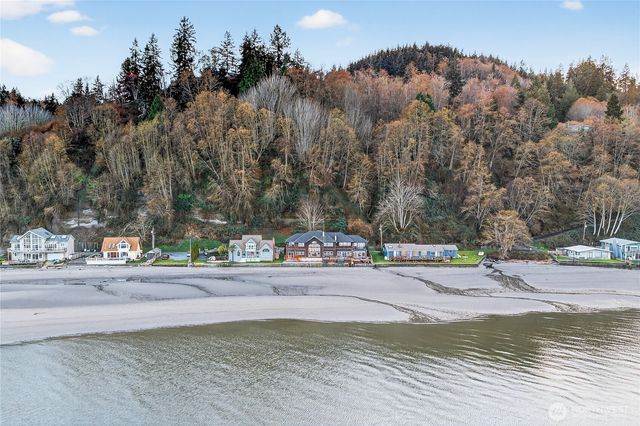 5972 Hastings Road, Clinton, WA 98236