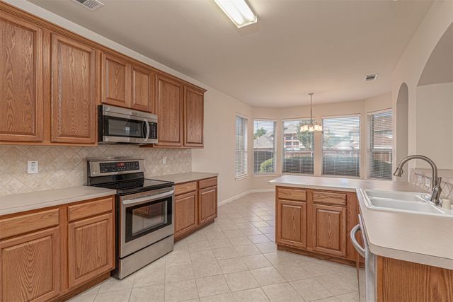 5221 Alec Drive, Garland, TX 75043