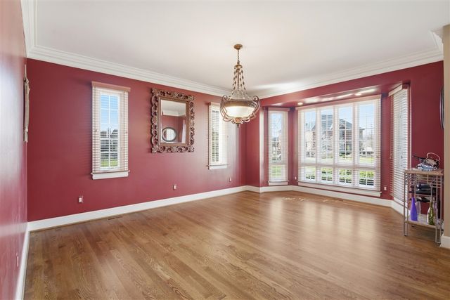 49166 Dominion Court, Canton, MI 48187