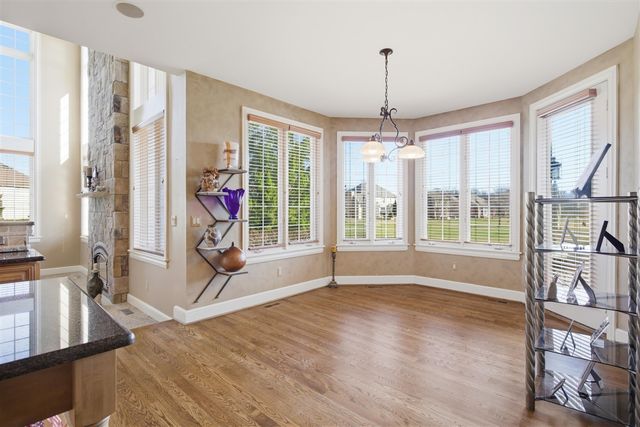 49166 Dominion Court, Canton, MI 48187