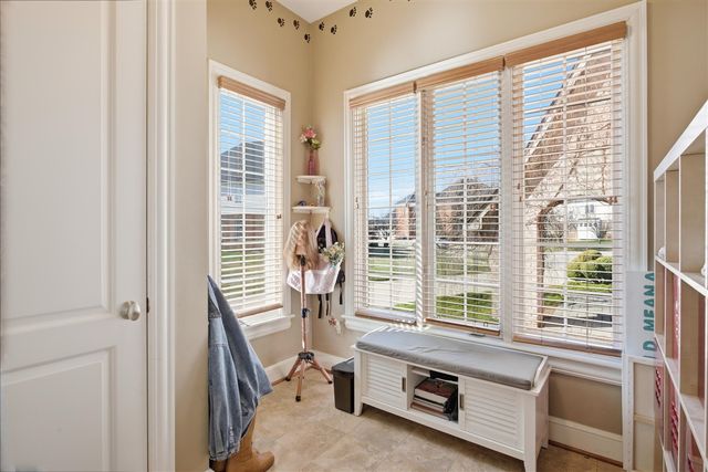 49166 Dominion Court, Canton, MI 48187