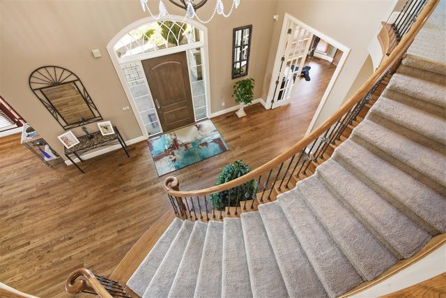 49166 Dominion Court, Canton, MI 48187