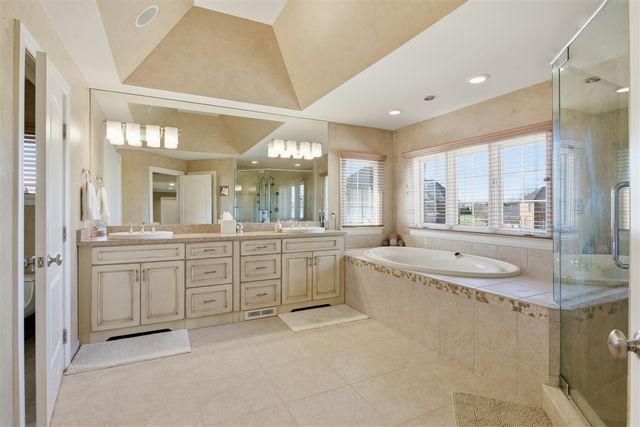 49166 Dominion Court, Canton, MI 48187