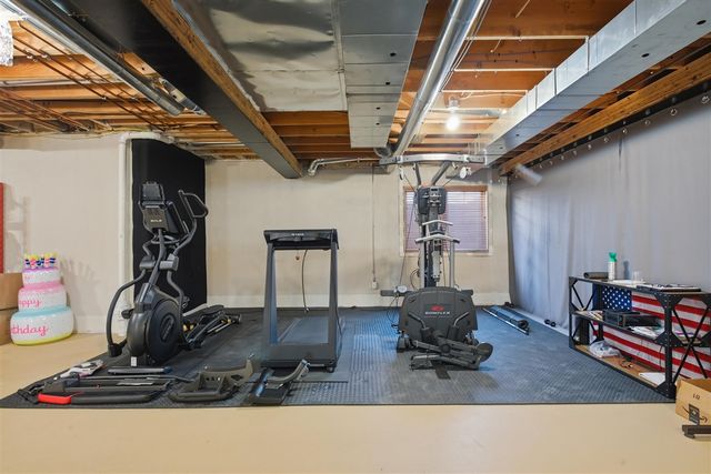 49166 Dominion Court, Canton, MI 48187