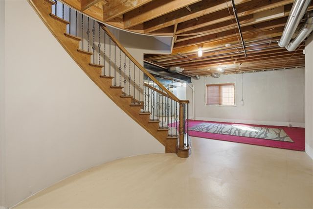 49166 Dominion Court, Canton, MI 48187