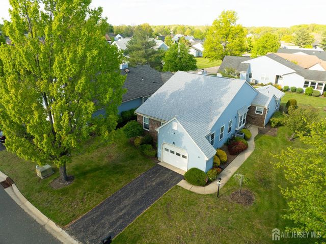 65 Yorkshire Drive, Monroe, NJ 08831